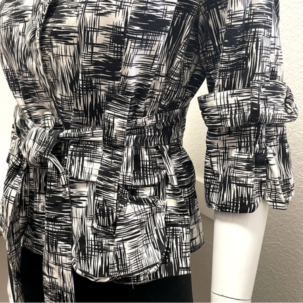 Luii Crosshatch Pattern Belted Blazer Jacket Sz M - image 4